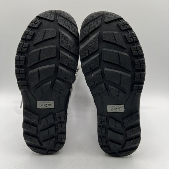 UGG Kids Butte II Back Gray Country Camo Boot Size 5 Waterproof Lace-Up Boots - Picture 10 of 14